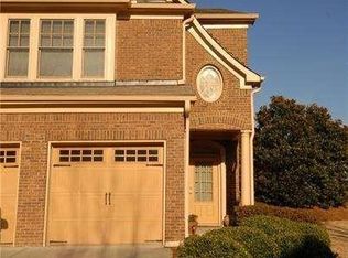 4909 Berkeley Oak Cir, Peachtree Corners, GA 30092