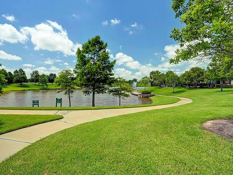 5508 Lilywood Ln — Photo 18