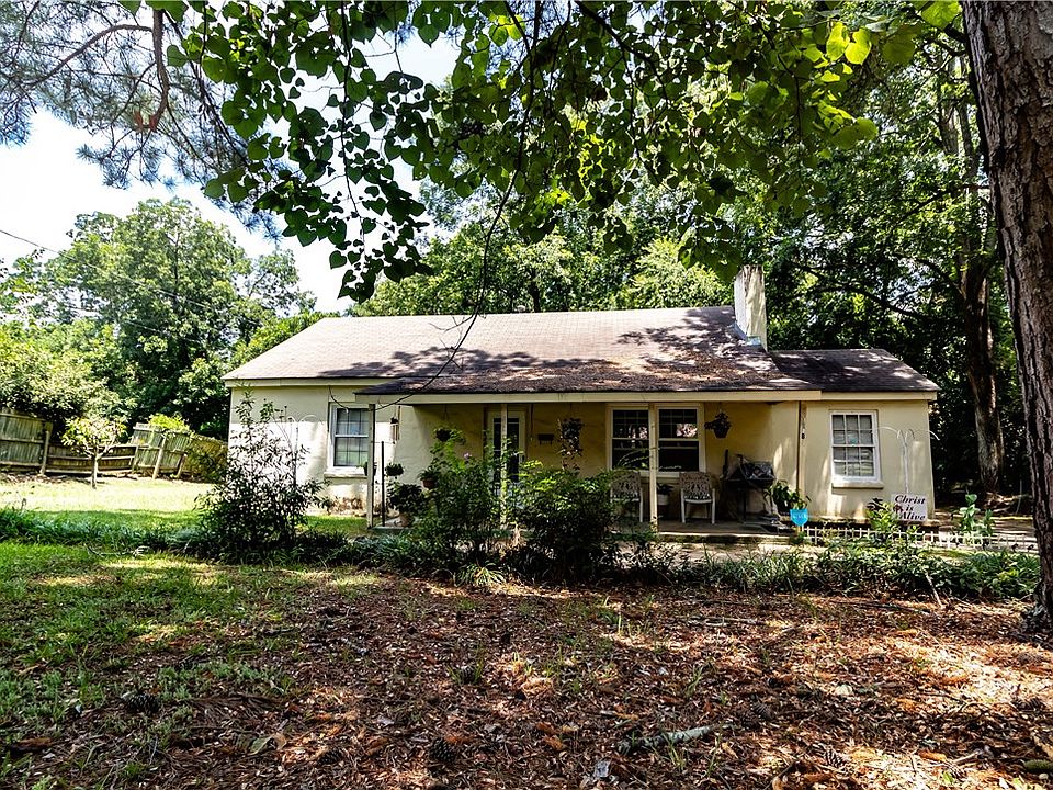 2nd image of 105 South Ct #4