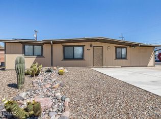 1430 W Roger Rd, Tucson, AZ 85705