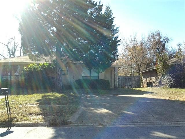 1st image of 2560 Kessler Dr