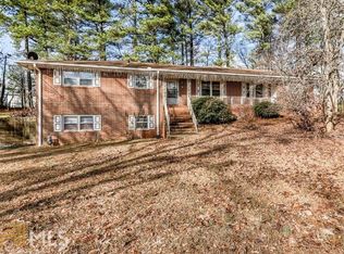 811 Lecroy Dr NE, Marietta, GA 30068