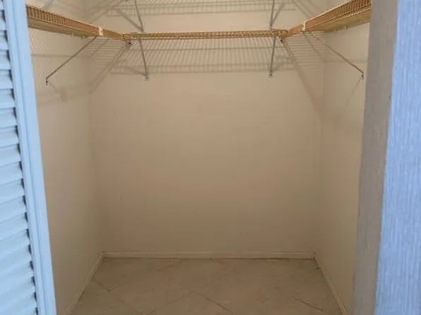 190 Lake Dora Drive #190, West Palm Beach, FL 33411