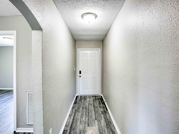 4th image of 306 S Holmes St