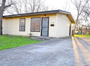 2808 Langston St, Fort Worth, TX 76105