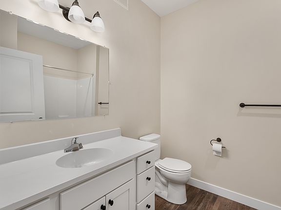 3rd image of 1156 Devils Glen Rd #64-305