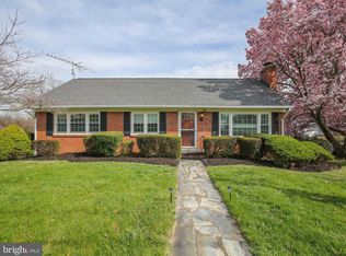 380 S Nursery Ave, Purcellville, VA 20132