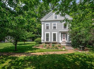 8 Main St, Brookline, NH 03033
