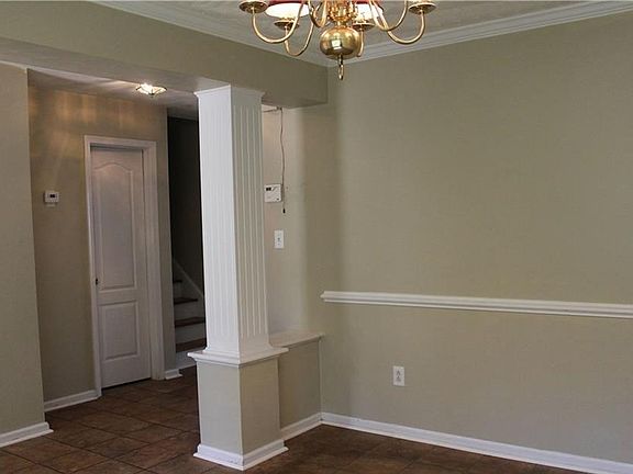 2nd image of 309 Nottingham Dr