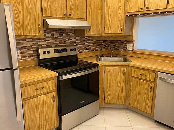 3rd image of 1454 SW Silver Pine Way #101-D