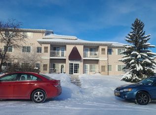 879 37th Ave NW UNIT B, Rochester, MN 55901