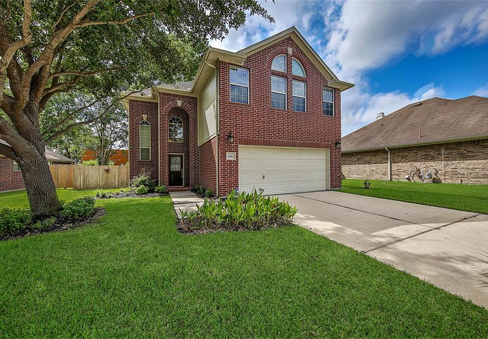 2nd image of 11011 Creekline Green Ct