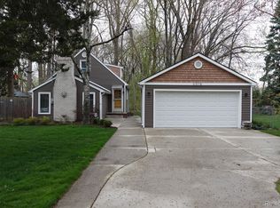 3015 Chard Ave, Warren, MI 48092