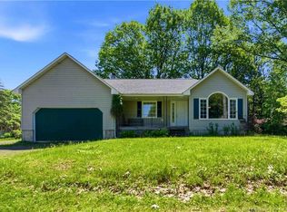 452 Pleasant Dr, Minto, NB E4B2T3