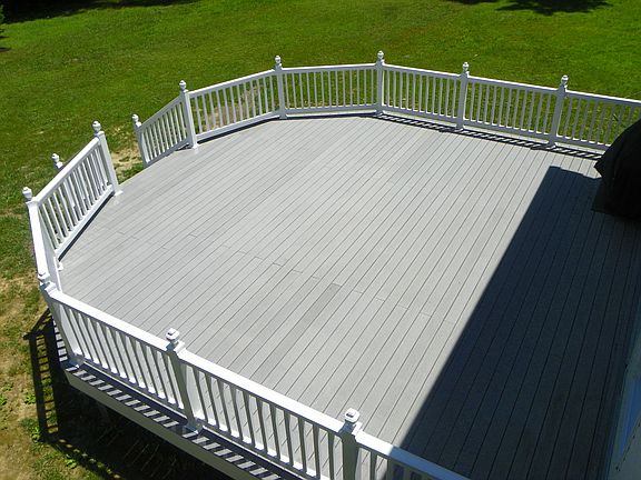 24x24 All vinyl deck