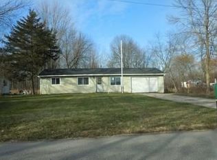 1950 Waterview Way, Crystal, MI 48818