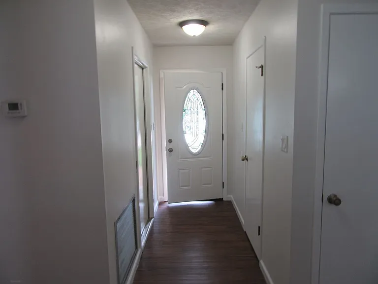 8629 Deerpoint Dr — Photo 19