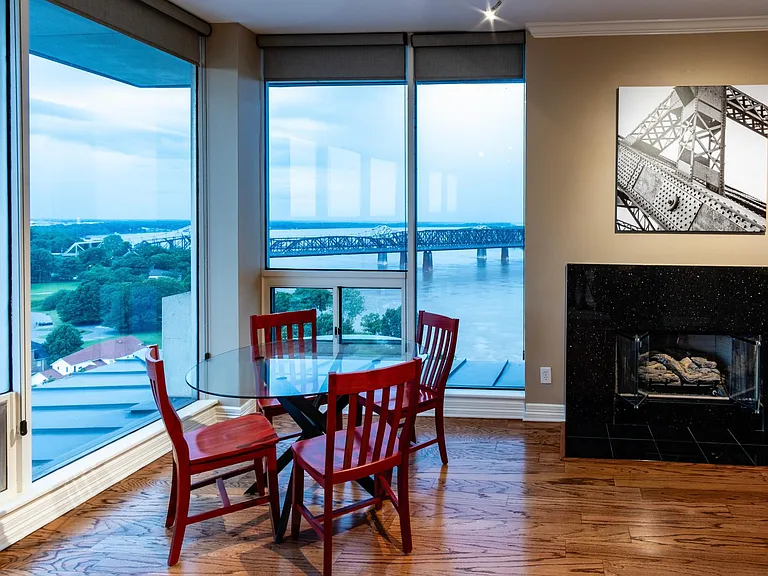 655 S Riverside Dr #1502 — Photo 5