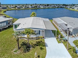 98 Lakeview Dr, North Port, FL 34287