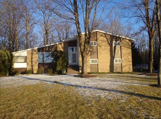 38 Lake Oniad Dr, Wappingers Falls, NY 12590