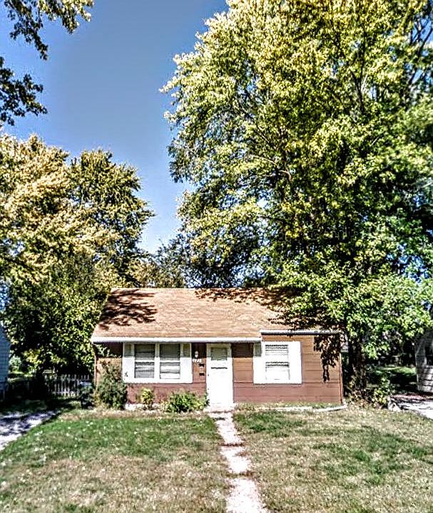 1st image of 4738 Woodend Ave