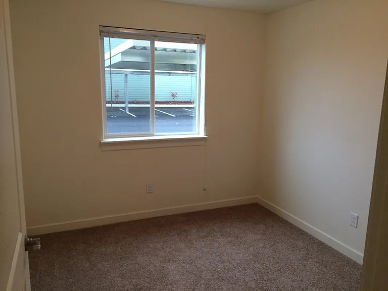 1017 SE 12th Ave — Photo 226