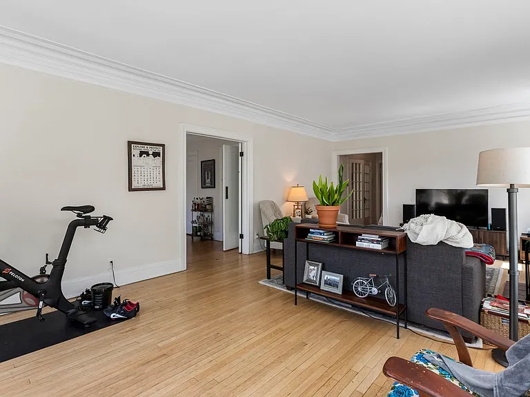 5332 S Cornell Ave #1 — Photo 7