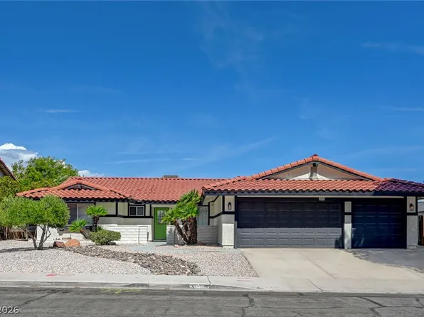8904 Pesaro Dr, Las Vegas, NV 89117