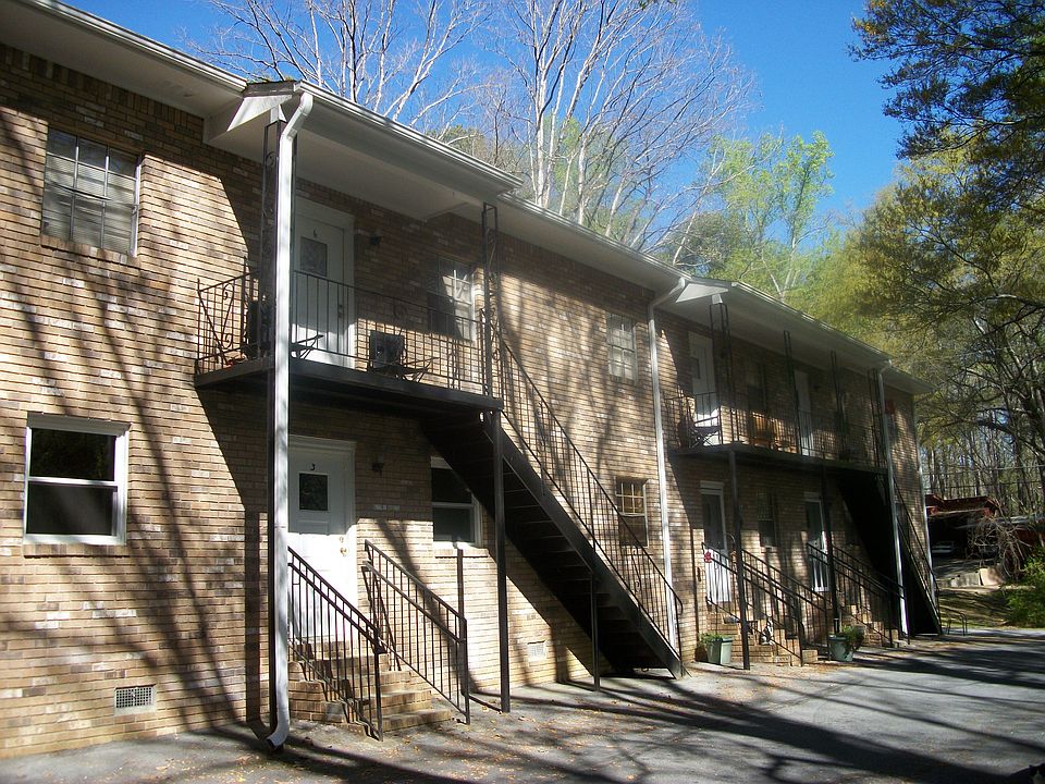 Six unit apartment building