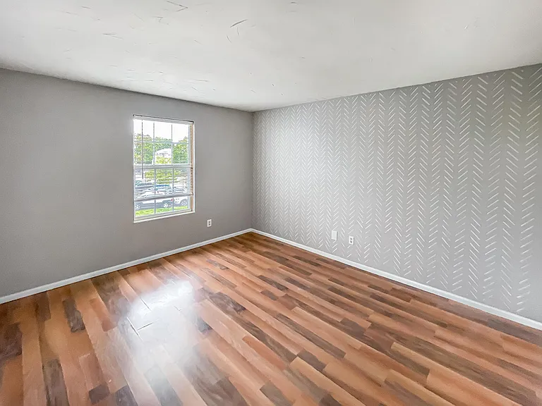 4961 Singleton Dr — Photo 22