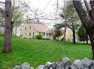 14 Turkey Hill Rd, West Newbury, MA 01985