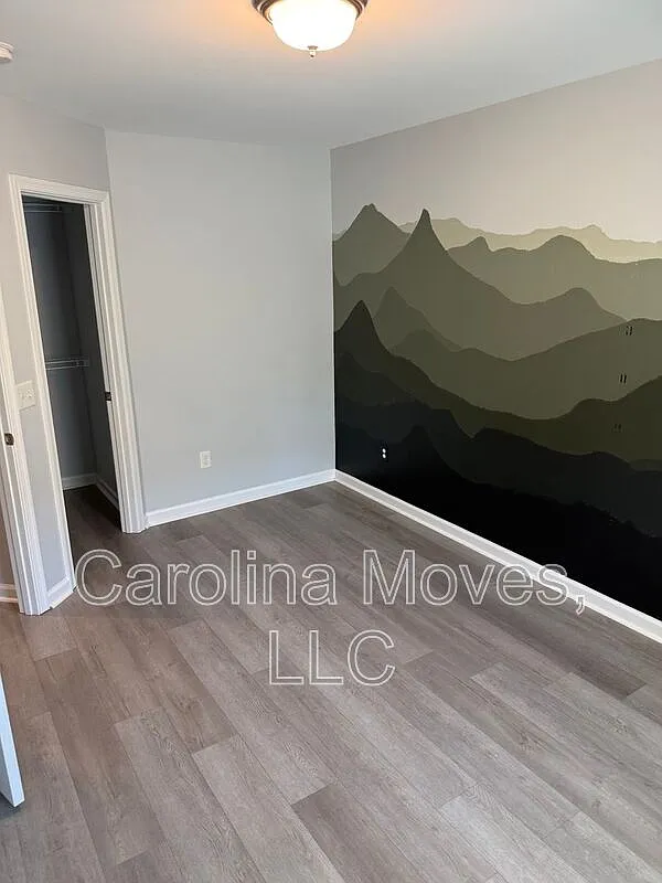 3 bed, 2.5 bath, 1796 sqft, $1,995 — Photo 2