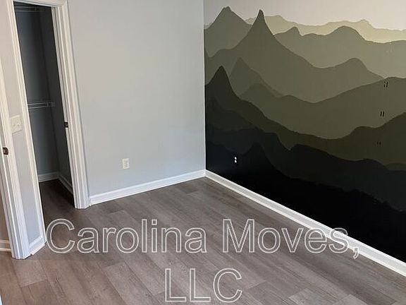 2nd image of 479 Woodbark Ct