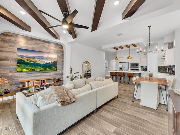 5th image of 913 Felton Pl