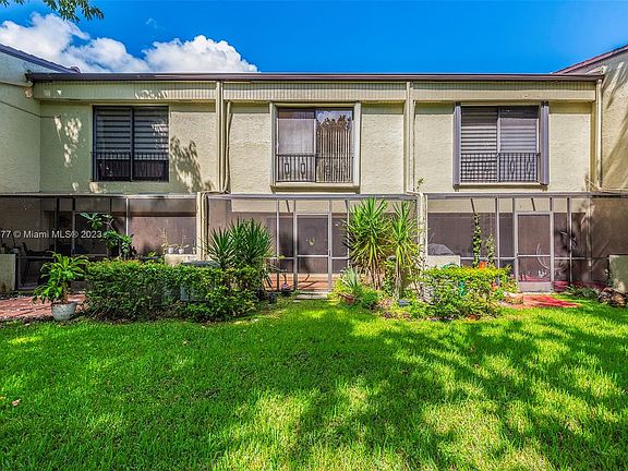 3rd image of 3869 Estepona Ave #3869