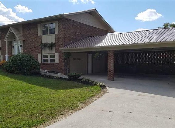 2nd image of 1783 Fairfax Cir