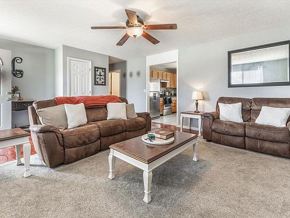 5th image of 159 Windy Hill Dr