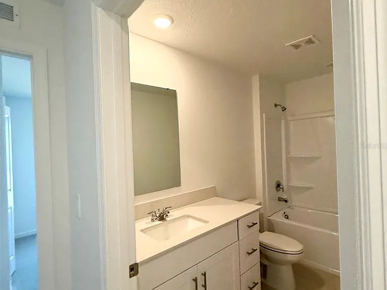 5300 Dagenham Dr — Photo 5
