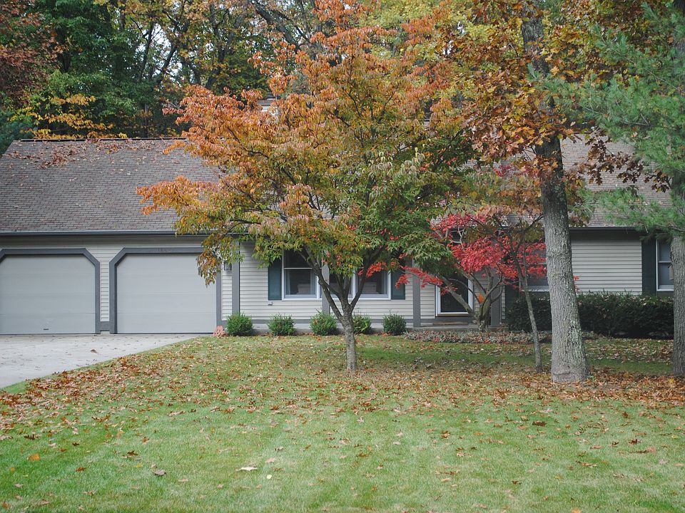 1st image of 14627 Woodridge Ct