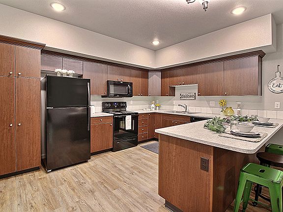 2nd image of 5601 29th St #14632124