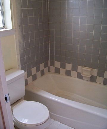 2nd image of 115 S Lake Dr