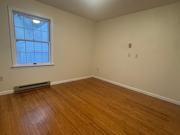 5th image of 87 Gallivan Lane