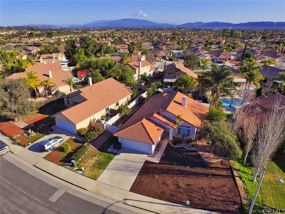 1st image of 40376 Crystal Aire Ct