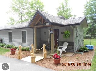 6881 Rainbow Lake Trl, Mancelona, MI 49659