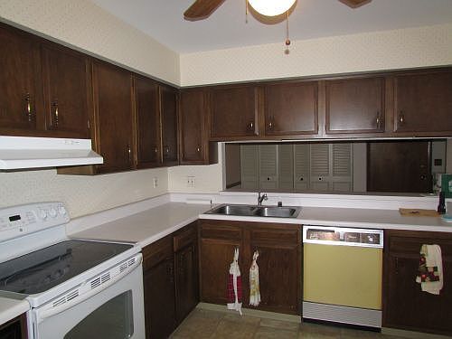 3rd image of 339 Park Hill Dr