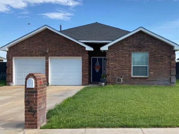 1307 Fairlane St, Andrews, TX 79714