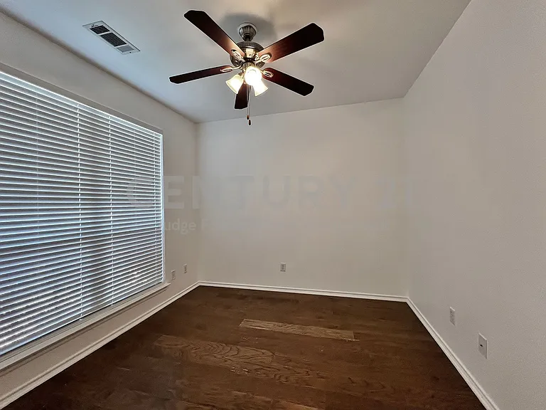 8000 Ranchvale Ln — Photo 6