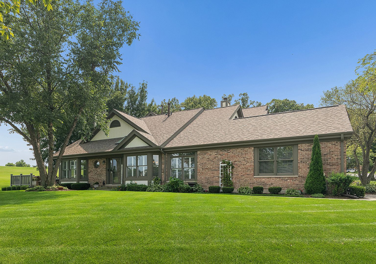14425 Lake Ridge Rd — Crystal Tree Golf & Country Club