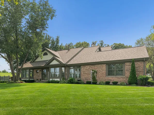 14425 Lake Ridge Rd, Orland Park, IL 60462