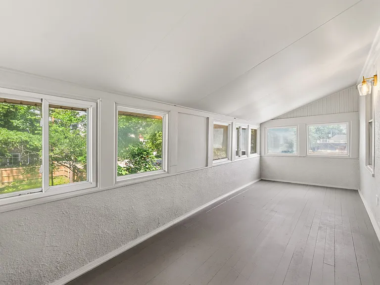 3910 Mercier St #2 — Photo 33